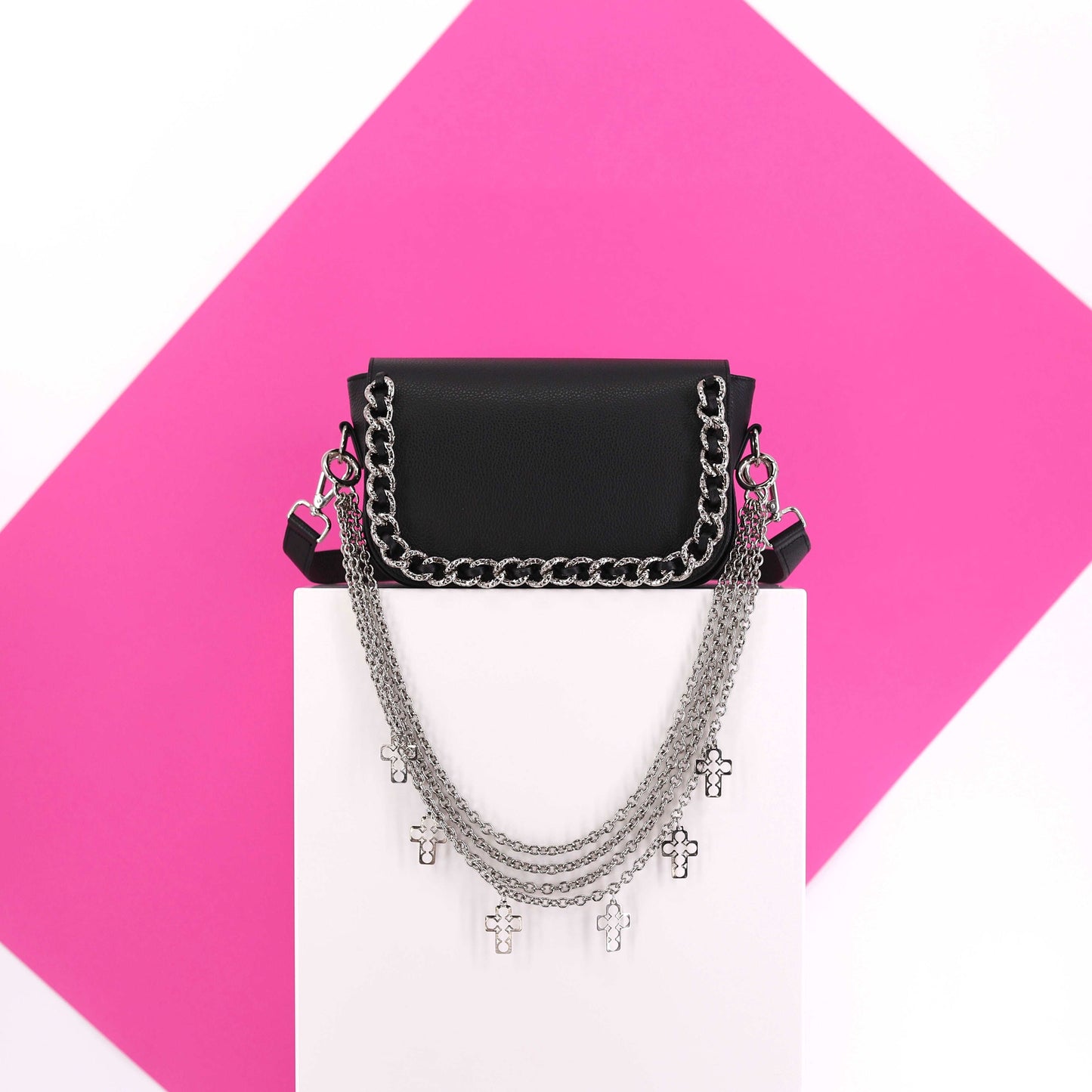 CHAIN ME UP flap genuine leather black with silver chain small