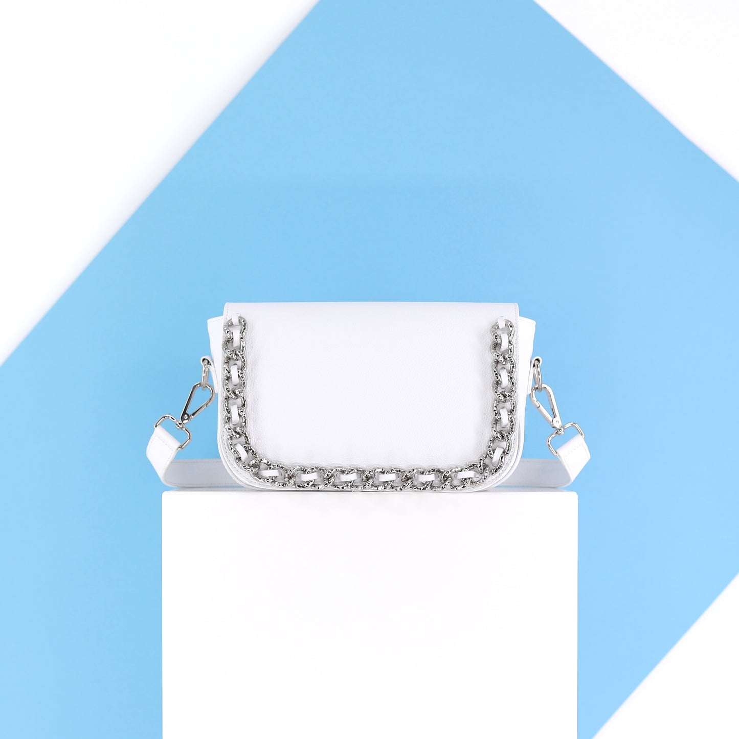 CHAIN ME UP flap genuine leather white small
