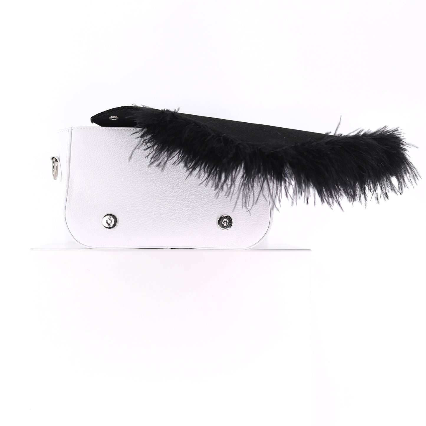 BIRDY feather flap black medium