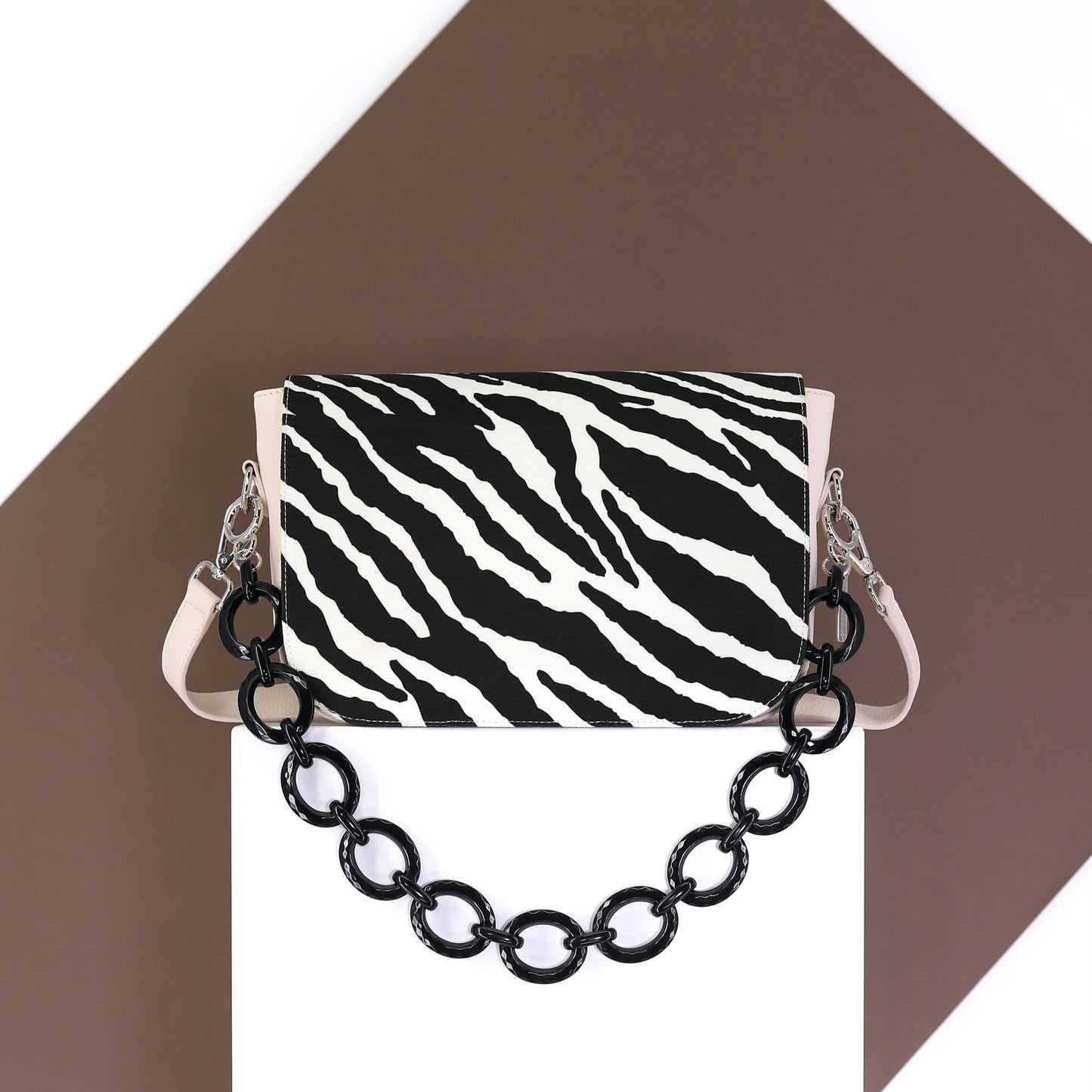 ZEBRA flap fabric print black off-white medium